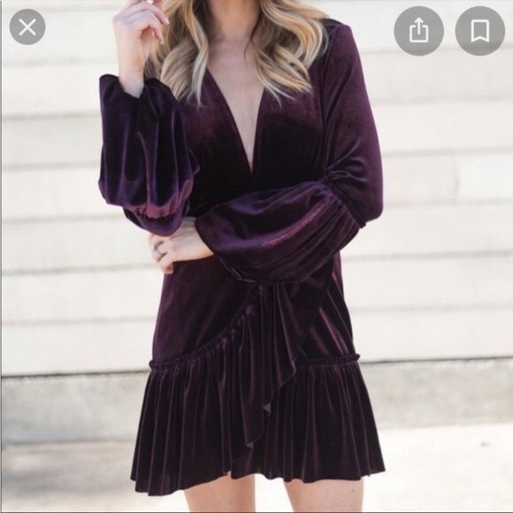NWOT MISA Los Angeles Corinne holiday velvet wrap mini dress size XS dark cherry - Picture 2 of 10